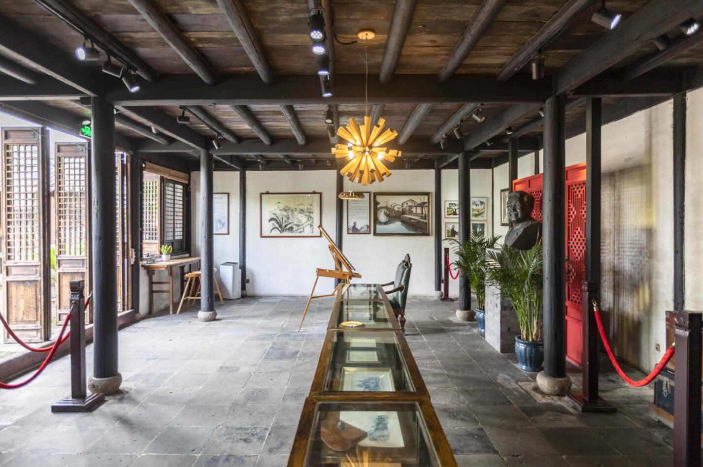 逸飛之(zhi)傢(jia)